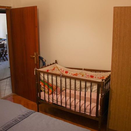 Apartmani Nada Seget Vranjica Buitenkant foto